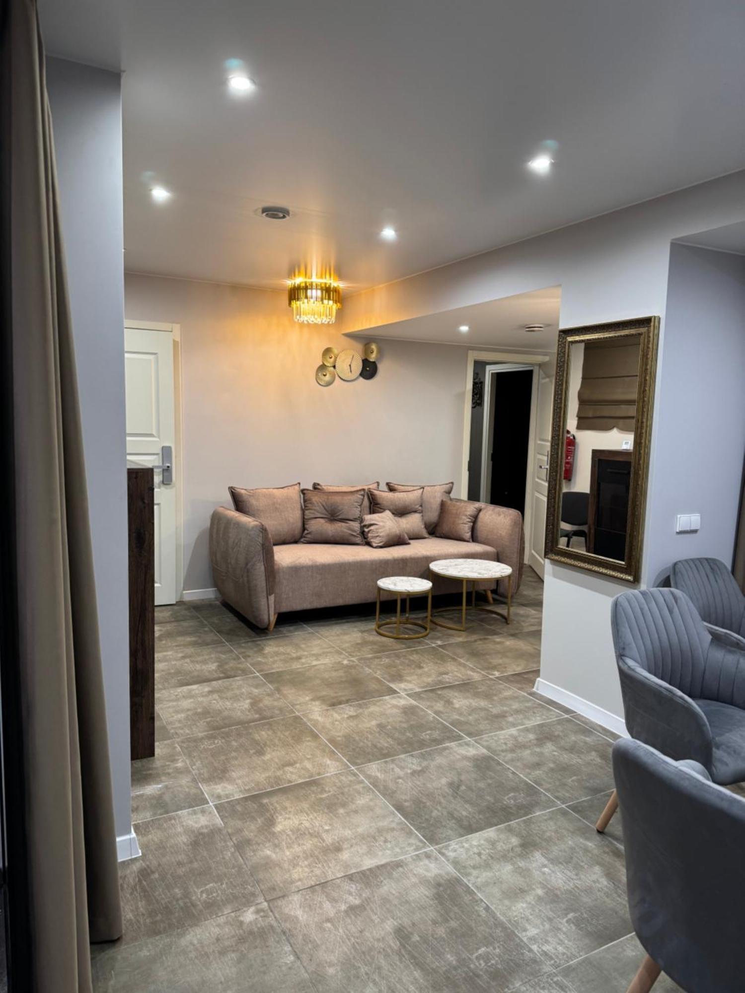 Dharma Stay Apartamentai Su Terasa Ir Vaizdu I Miesta Telšiai エクステリア 写真